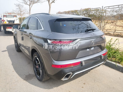 دى اس DS7 2022 رمادي أوتوماتيك مستعملة للبيع في القاهرة - 2