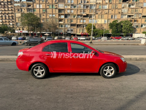 Geely Emgrand 7 2014 Red Manual Used for Sale in Heliopolis - 2