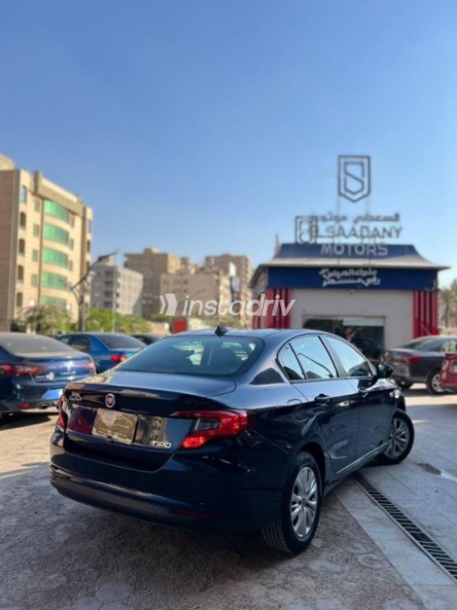 فيات تيبو 2021 أزرق غامق أوتوماتيك مستعملة للبيع في مدينة نصر - 6