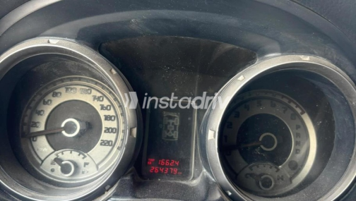 Mitsubishi Pajero 2012 Silver Automatic Used for Sale in Maadi - 6