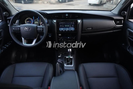 Toyota Fortuner 2026 Gray Automatic Used for Sale in Nasr city - 6