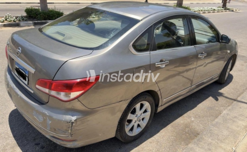 Nissan Bluebird 2010 Silver Automatic Used for Sale in Giza - 4