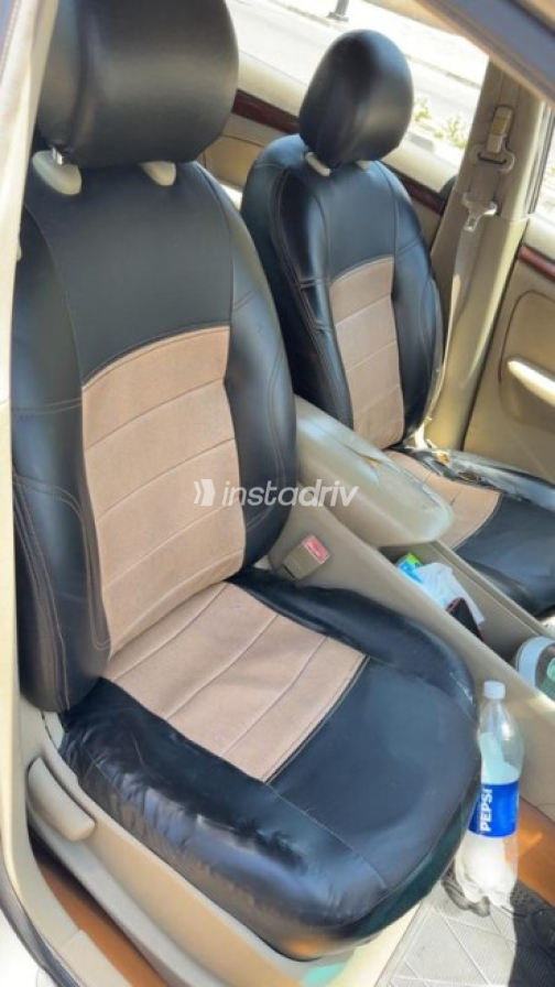 Nissan Bluebird 2010 Silver Automatic Used for Sale in Giza - 5