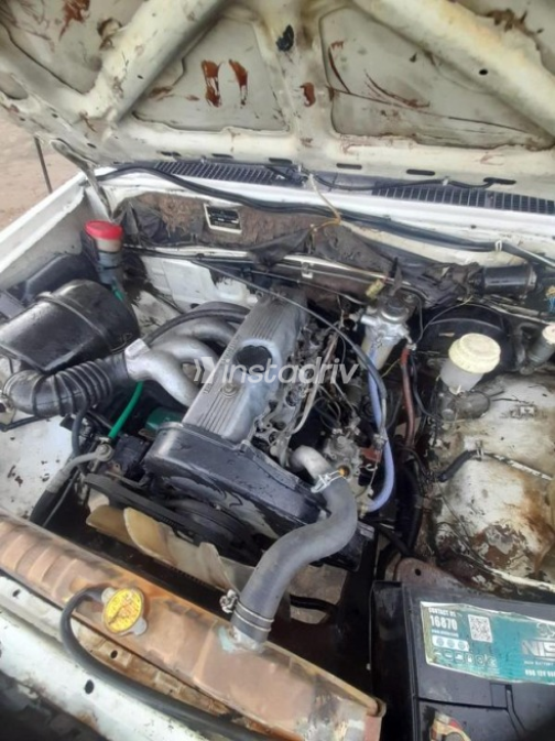ميتسوبيشي L 200 2003 أبيض يدوي مستعملة للبيع في الدلنجات - 3