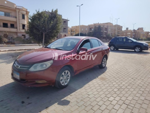 شيفروليه أوبترا 2015 أحمر غامق أوتوماتيك مستعملة للبيع في القاهرة - 1