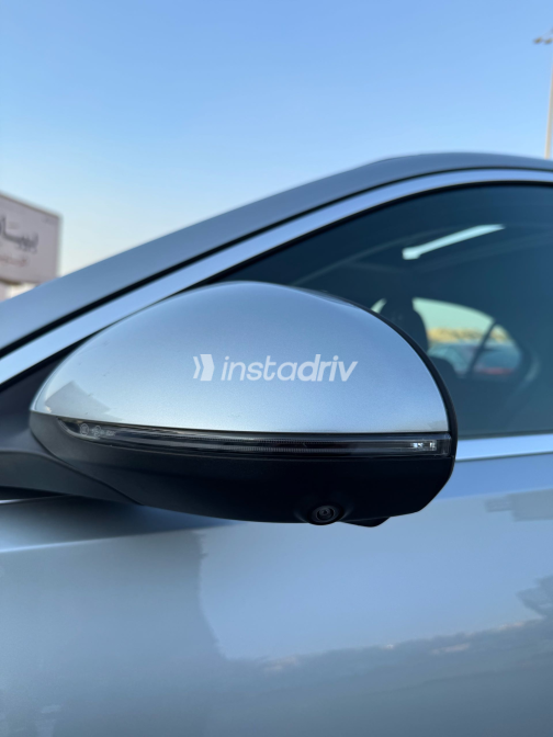 Mercedes C 200 2025 Silver Automatic Used for Sale in Giza - 3