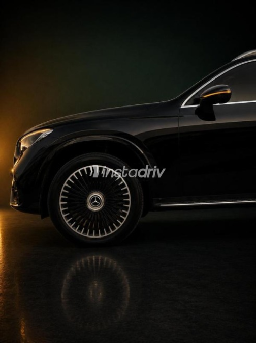 مرسيدس GLC 300 2023 أسود أوتوماتيك مستعملة للبيع في دمياط - 3
