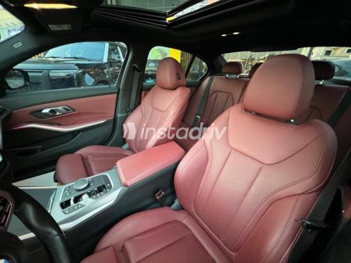 BMW 320 2024 Dark Blue Automatic Used for Sale in Cairo - 6