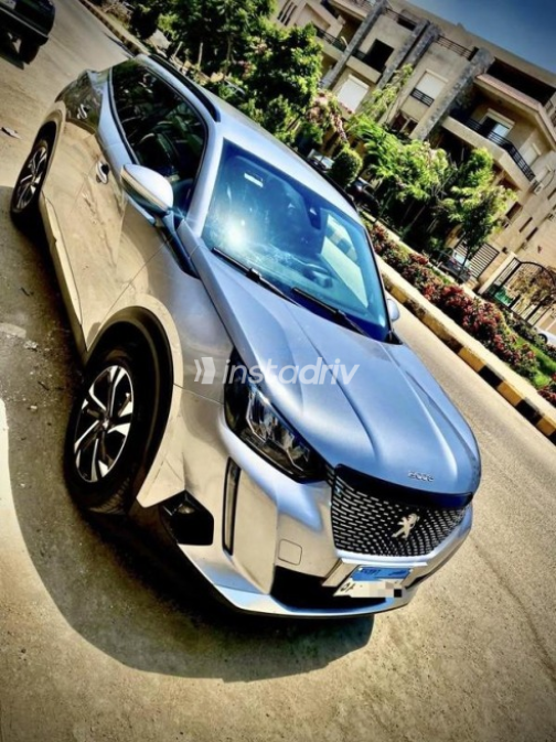 Peugeot 2008 2021 Silver Automatic Used for Sale in Cairo - 3