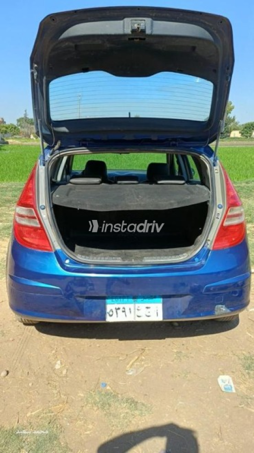 هيونداي I30 2009 بترولي أوتوماتيك مستعملة للبيع في أبو كبير - 4