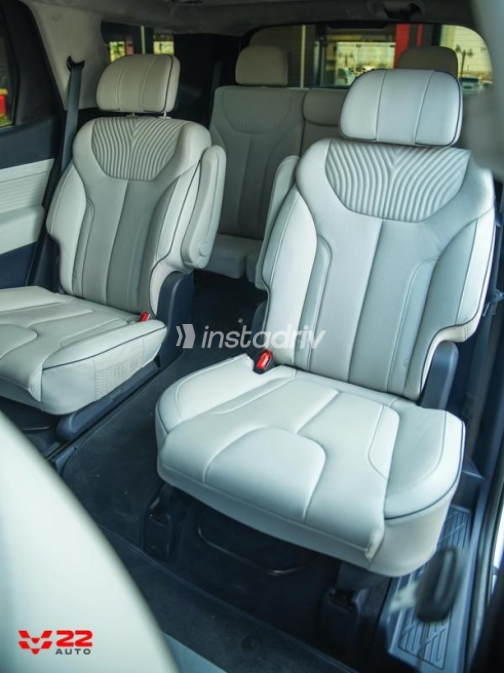 Hyundai Palisade 2023 White Automatic Used for Sale in Sheikh Zayed City - 8