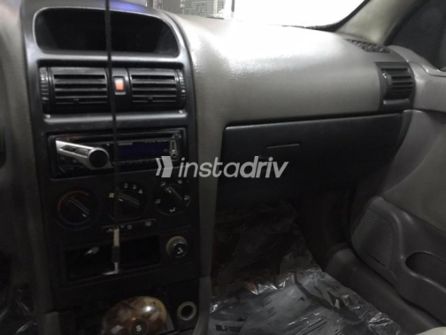 Opel Astra 2003 Dark Blue Manual Used for Sale in El Haram - 3