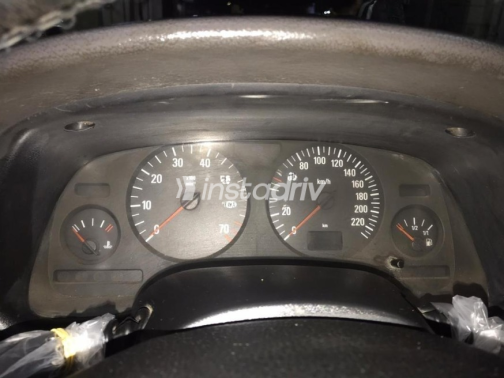 Opel Astra 2003 Dark Blue Manual Used for Sale in El Haram - 4
