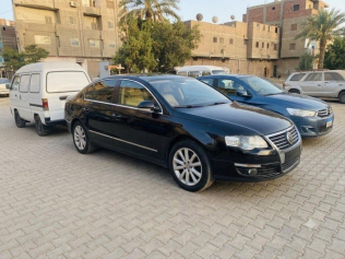 فولكس فاغن باسات 2008 أسود أوتوماتيك مستعملة للبيع في القاهرة