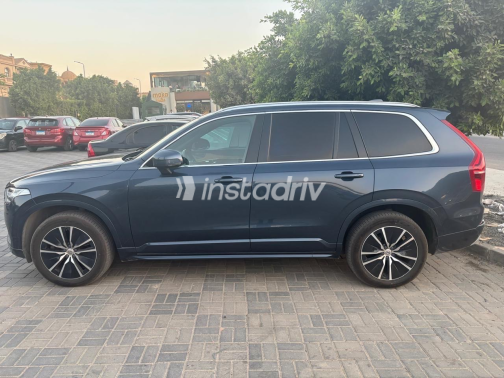 فولفو XC90 2021 أبيض أوتوماتيك مستعملة للبيع في القاهرة - 7