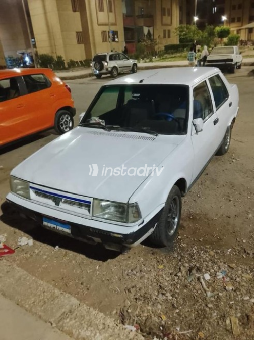 فيات دوجان 1995 أبيض يدوي مستعملة للبيع في الزقازيق - 2
