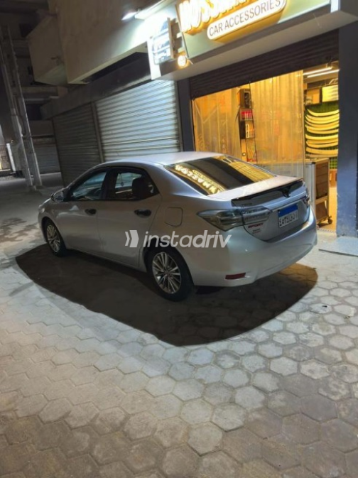 Toyota Corolla 2016 Silver Automatic Used for Sale in Faqous - 2