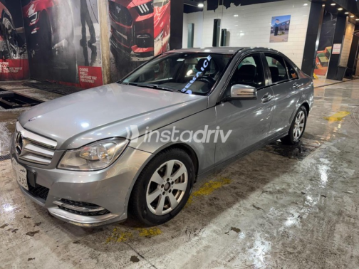 Mercedes C 180 2013 Dark Gray Automatic Used for Sale in Cairo - 8
