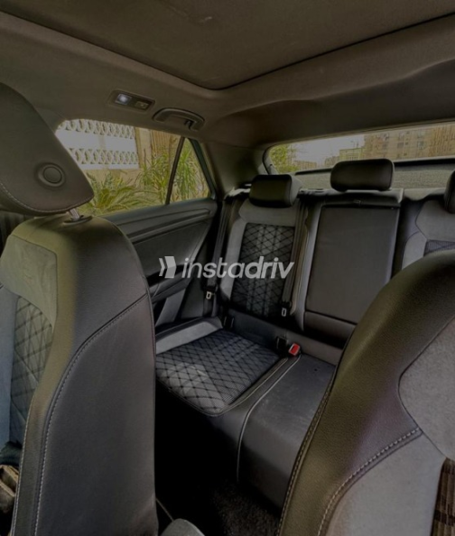 Volkswagen T-Roc 2023 Petroleum Automatic Used for Sale in Sheikh Zayed City - 3