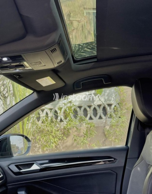 Volkswagen T-Roc 2023 Petroleum Automatic Used for Sale in Sheikh Zayed City - 5