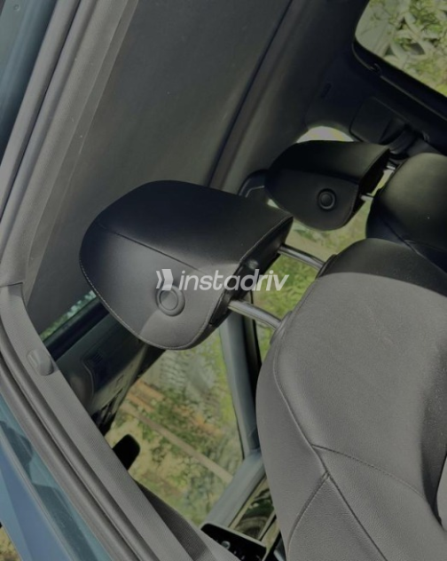 Volkswagen T-Roc 2023 Petroleum Automatic Used for Sale in Sheikh Zayed City - 6