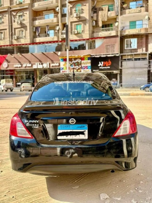 Nissan Sunny 2020 Black Automatic Used for Sale in El Haram - 2