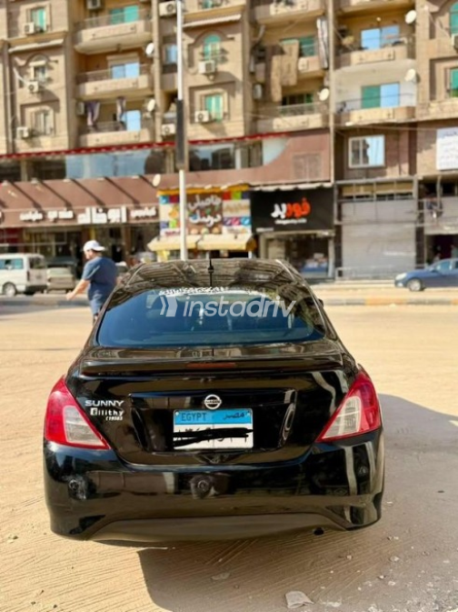 Nissan Sunny 2020 Black Automatic Used for Sale in El Haram - 6