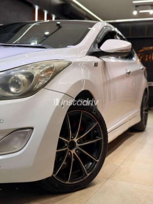 Hyundai Avante 2012 White Automatic Used for Sale in Nasr city - 2