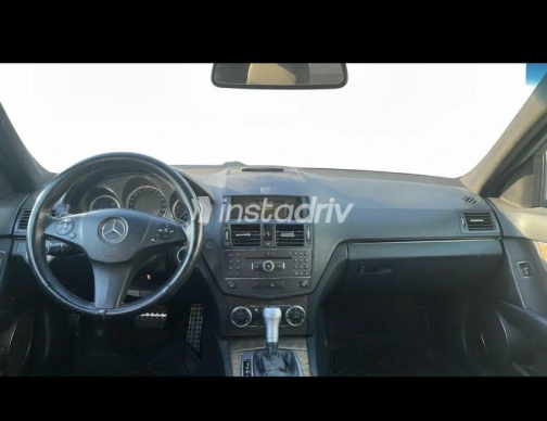 Mercedes C 180 2009 Black Automatic Used for Sale in Giza - 4