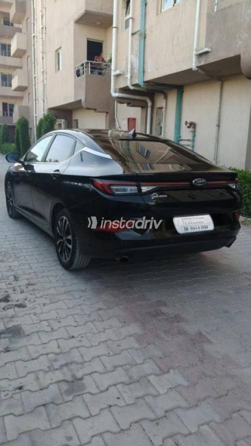 جاك J7 2024 أسود أوتوماتيك مستعملة للبيع في الوراق - 5