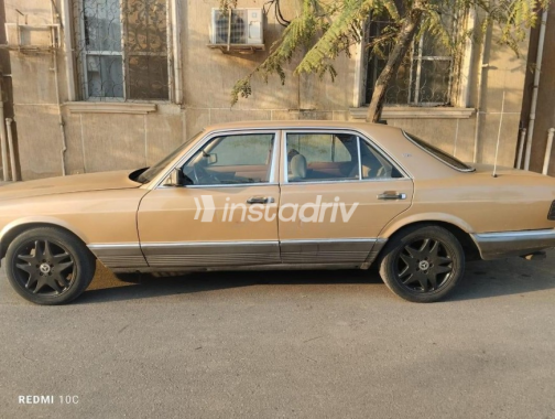 مرسيدس SEL 280 1980 ذهبي يدوي مستعملة للبيع في القاهرة - 2