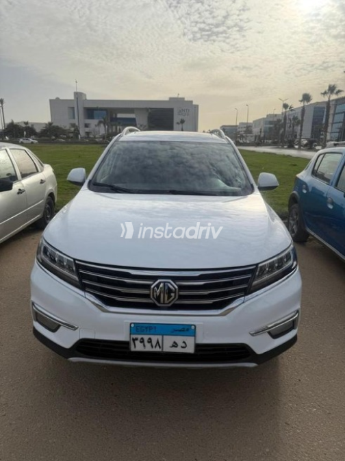 ام جى ار اكس 5 2022 أبيض أوتوماتيك مستعملة للبيع في مدينة الشيخ زايد - 1