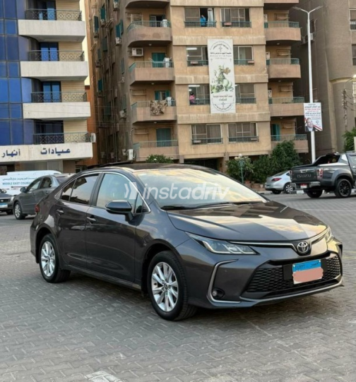 تويوتا كورولا 2024 أبيض أوتوماتيك مستعملة للبيع في القاهرة الكبرى ( القاهرة - الجيزة) - 1
