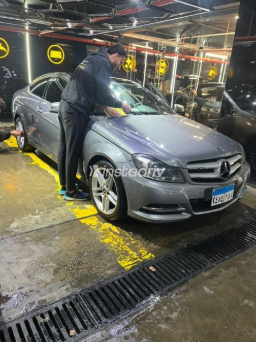 Mercedes C 180 2013 Gray Automatic Used for Sale in El Katameya - 4