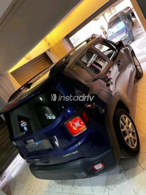 جيب رينيجيد 2021 أزرق غامق أوتوماتيك مستعملة للبيع في 6 أكتوبر - 7