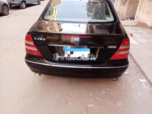 مرسيدس E 280 2006 أسود أوتوماتيك مستعملة للبيع في الزقازيق - 2