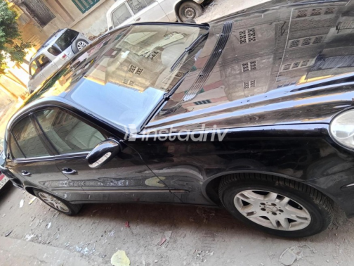 مرسيدس E 280 2006 أسود أوتوماتيك مستعملة للبيع في الزقازيق - 3