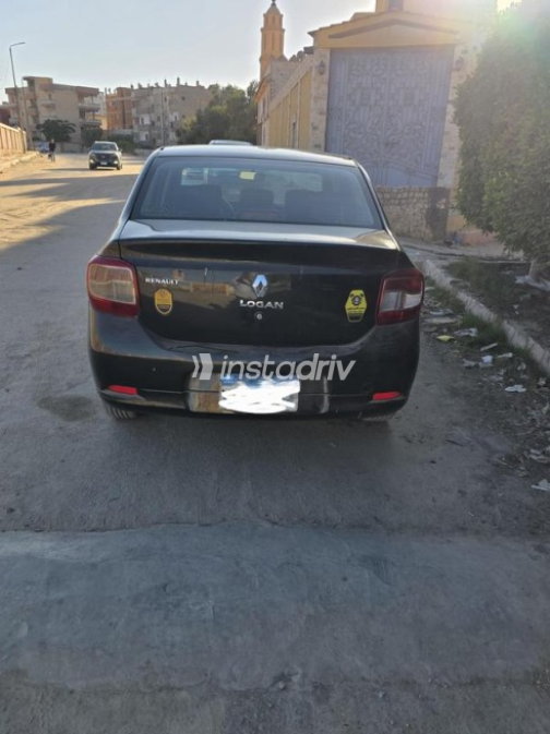 Renault Logan 2016 Black Automatic Used for Sale in Alexandria - 4