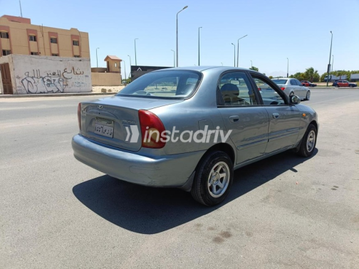 دايو لانوس 2 2006 سماوي يدوي مستعملة للبيع في الغردقة - 5