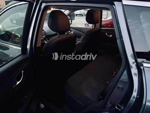 Renault Kadjar 2021 Gray Automatic Used for Sale in Nasr city - 9