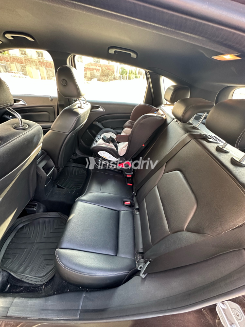 Mercedes B 180 2015 Brown Automatic Used for Sale in Cairo - 2