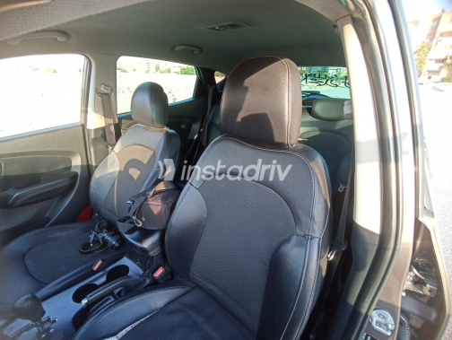 هيونداي IX 35 2014 بني أوتوماتيك مستعملة للبيع في حلوان - 4