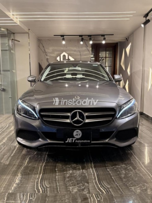 Mercedes C 180 2018 Gray Automatic Used for Sale in Nasr city - 1