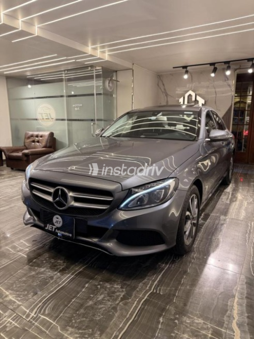 Mercedes C 180 2018 Gray Automatic Used for Sale in Nasr city - 3
