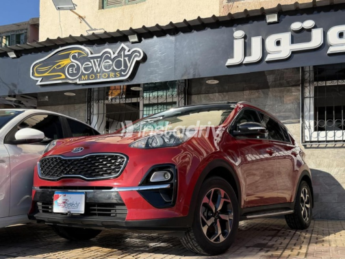 كيا سبورتاج 2020 أحمر غامق أوتوماتيك مستعملة للبيع في دمياط - 3