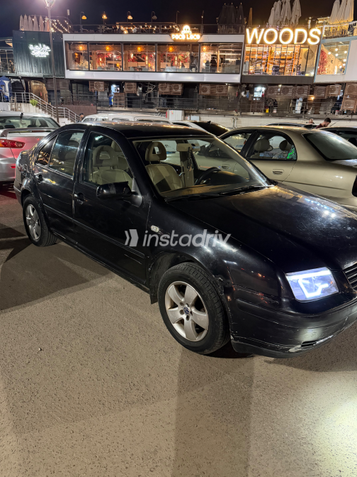 فولكس فاغن بورا 2002 أسود أوتوماتيك مستعملة للبيع في الإسكندرية - 3