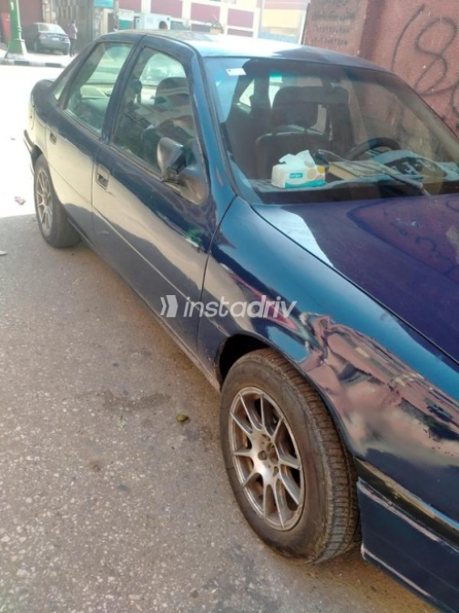 اوبل فيكترا 1994 أزرق يدوي مستعملة للبيع في أسيوط - 5