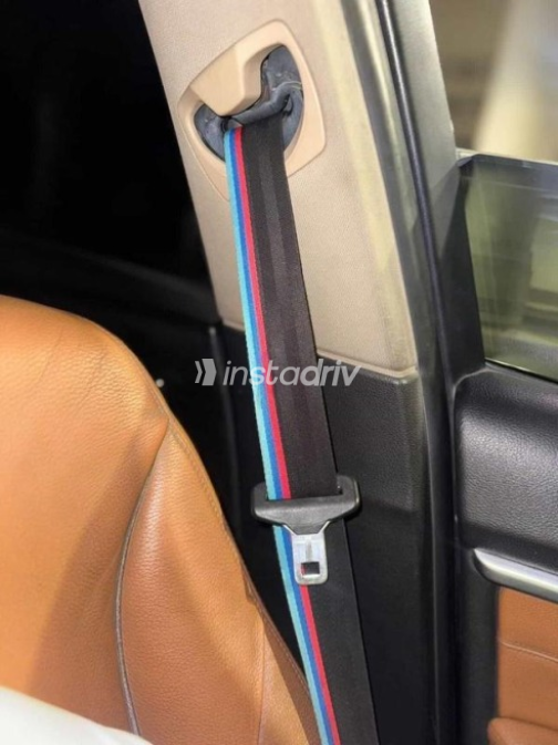 BMW 320 2018 Blue Automatic Used for Sale in Cairo - 5