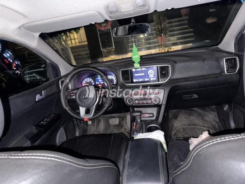 Kia Sportage 2021 White Automatic Used for Sale in Cairo - 8
