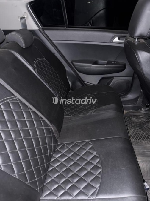 Kia Sportage 2021 White Automatic Used for Sale in Cairo - 9